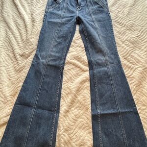 Women's Blue Jeans